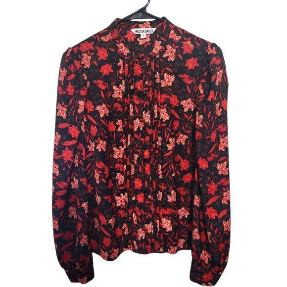 Walter Baker Red & Black Pleated Front Floral Blouse, M NWOT - Picture 1 of 7